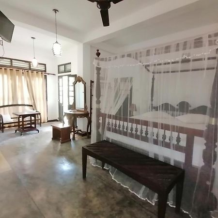 Seaview Deepal Villa Unawatuna Bilik gambar